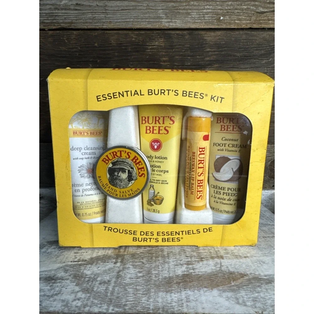 Burt's Bees Essential‎ Gift Set | MSRP = $13